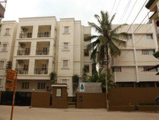 Parkwood Suits Sterling Hotel