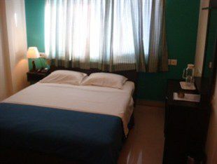 Hotel Parkwood Suits Sterling 3*