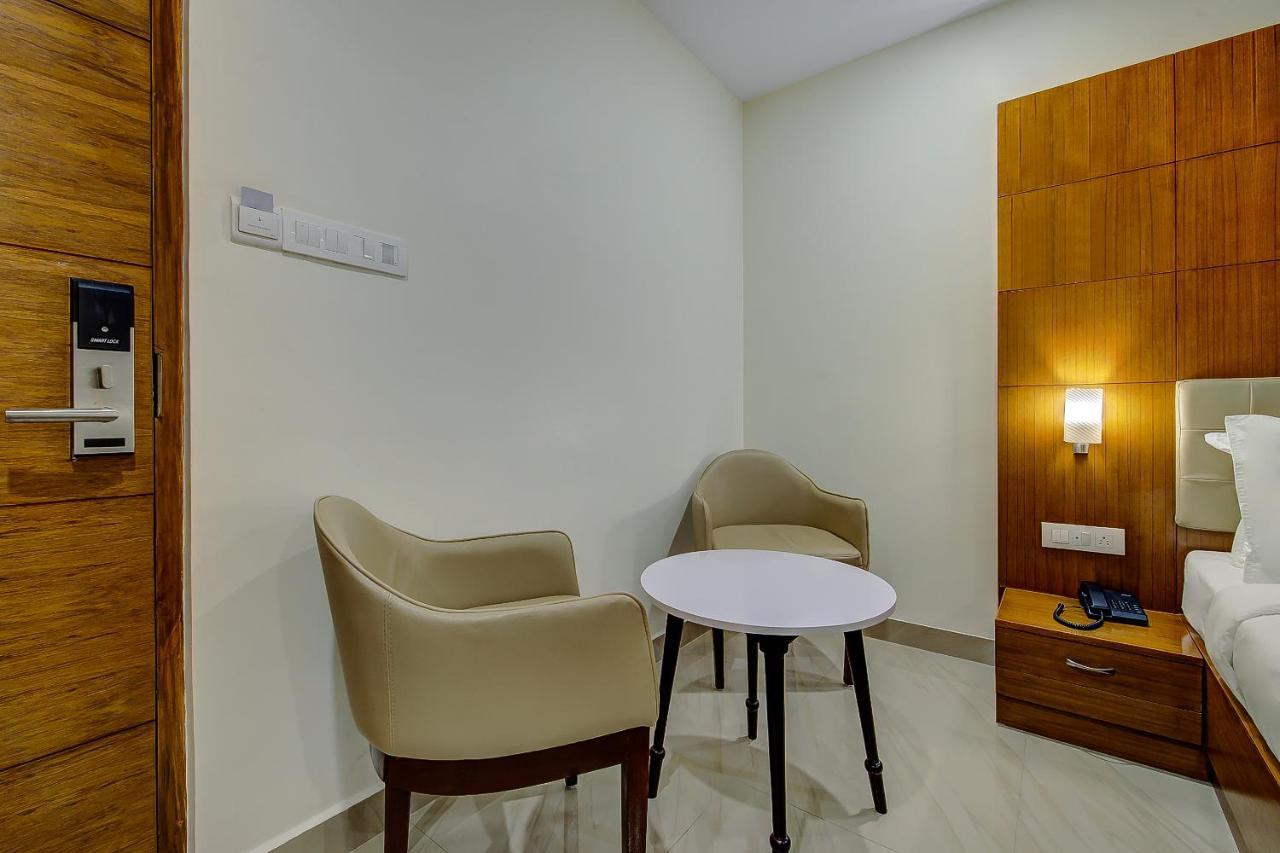 Collection O 77042 Tetrad Hotel Hotel 3*