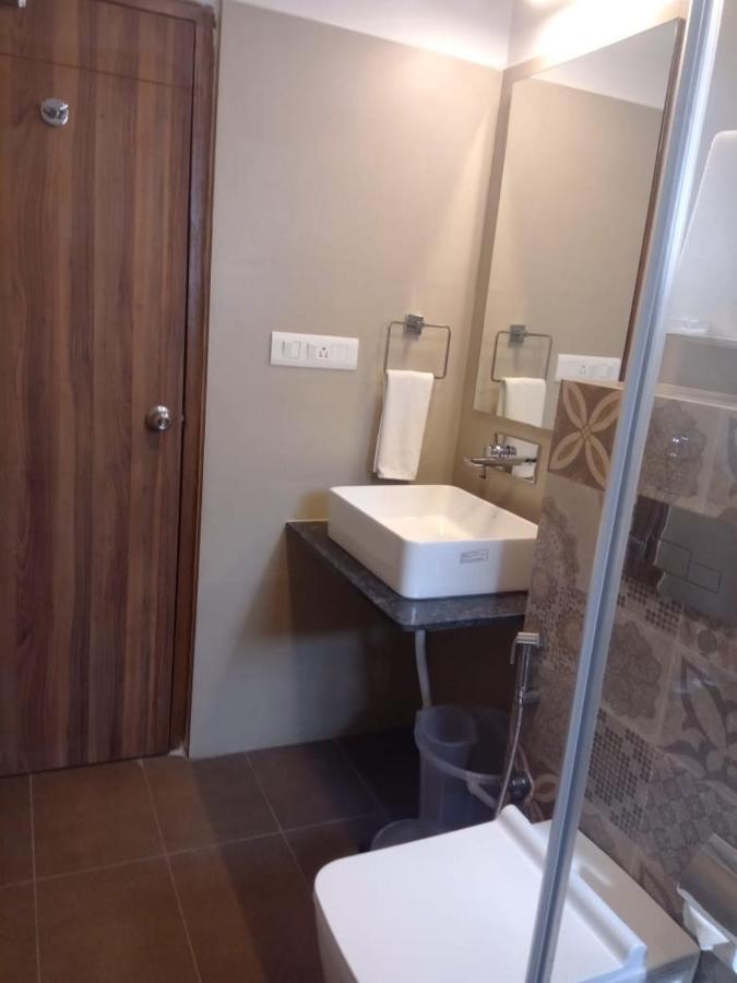 Parkwood Suites Kadubeesanahalli-fully Vaccinated Staff Hotel 2*