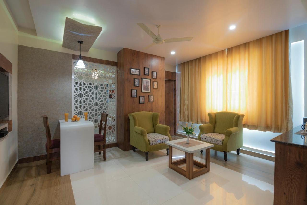 Hotel Monarch International 3*