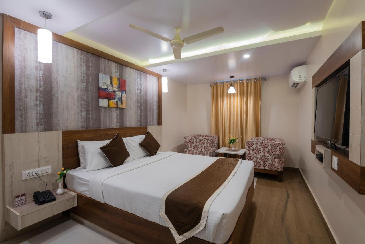 Hotel Monarch International 3*
