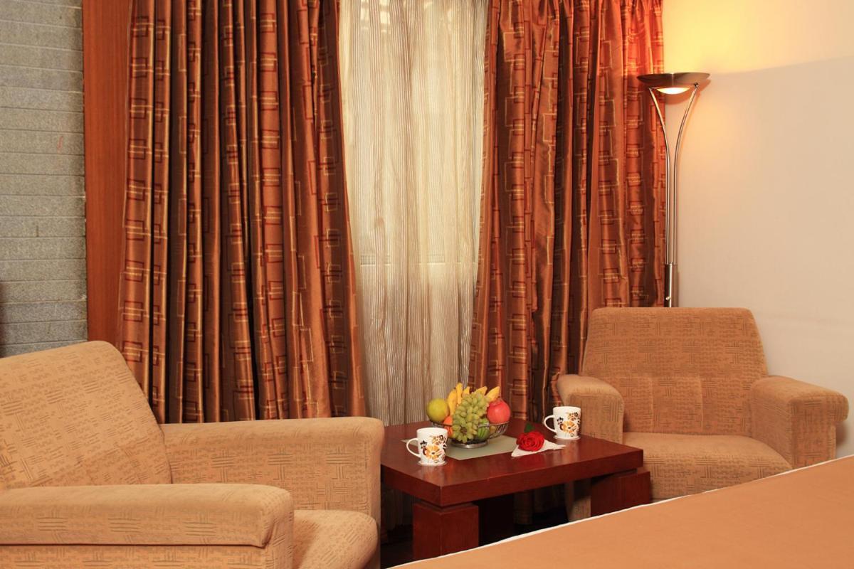 Parijatha Gateway 3* Bangalore