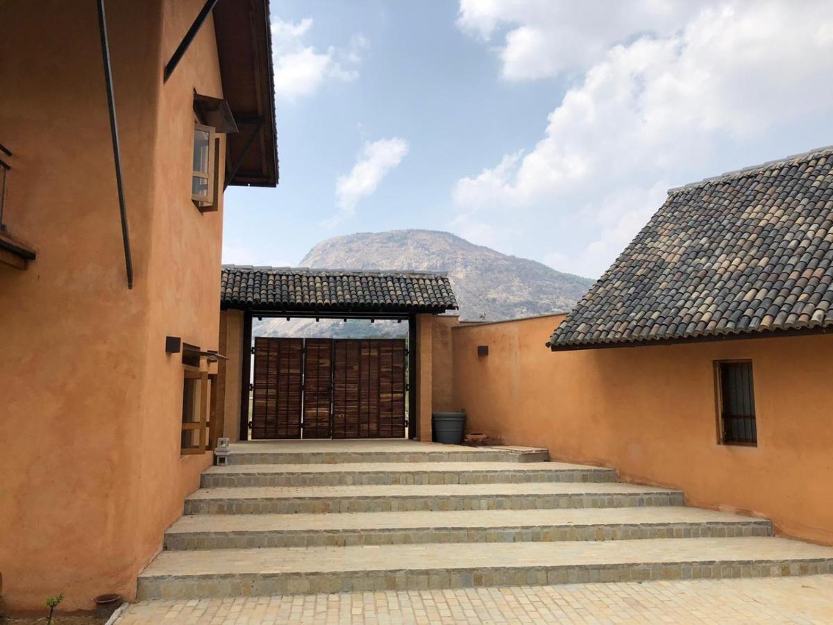 Khangkar House - A Unique Mud House Retreat @ Nandi Foothills