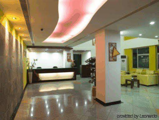Tricolour Hotel