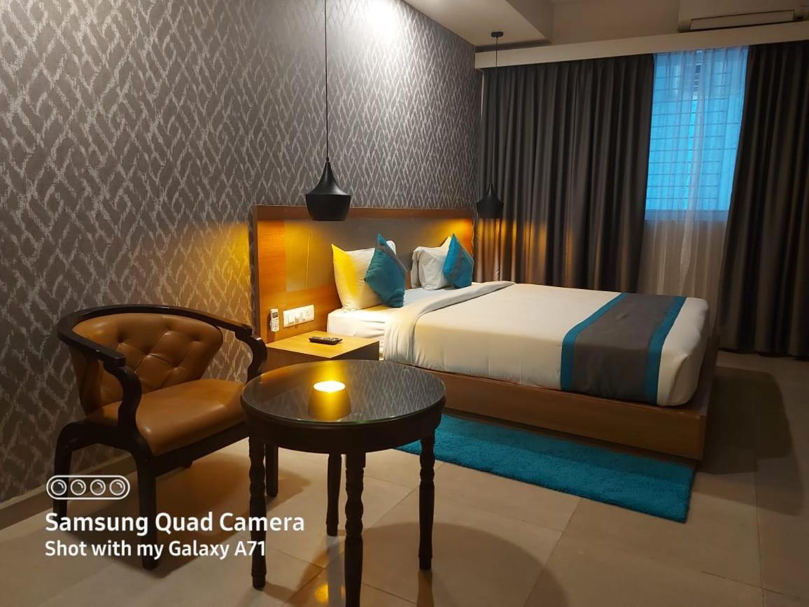 Parkwood Suites Kadubeesanahalli-fully Vaccinated Staff 2*