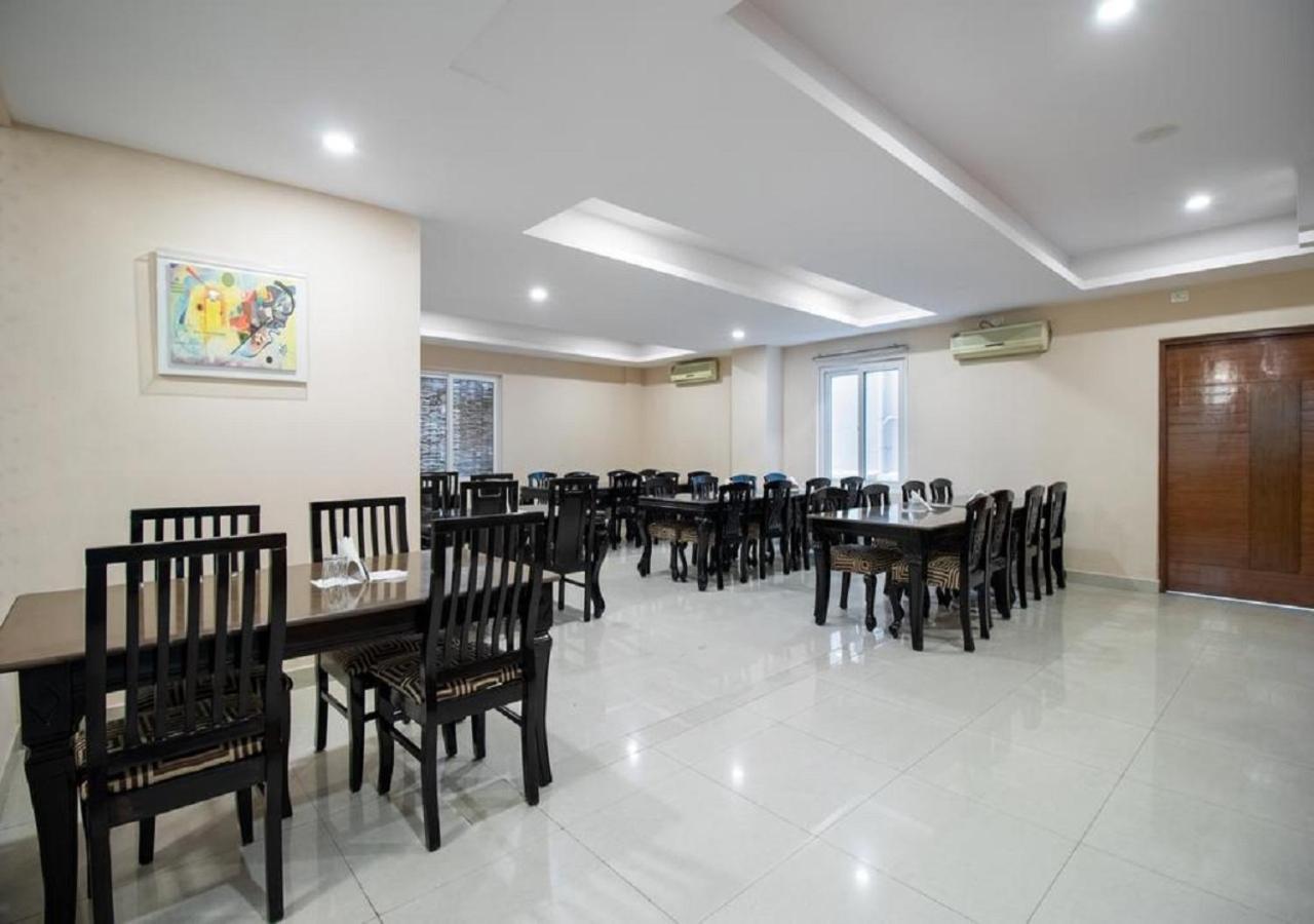 Capital O 46966 Apollo 27 Hotel Bangalore