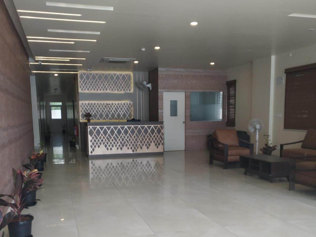 Parkwood Suites Kadubeesanahalli-fully Vaccinated Staff 2*