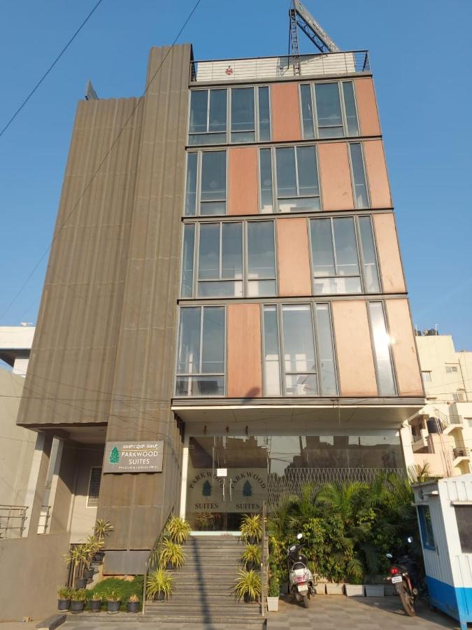 Hotel Parkwood Suites Kadubeesanahalli-fully Vaccinated Staff Bangalore