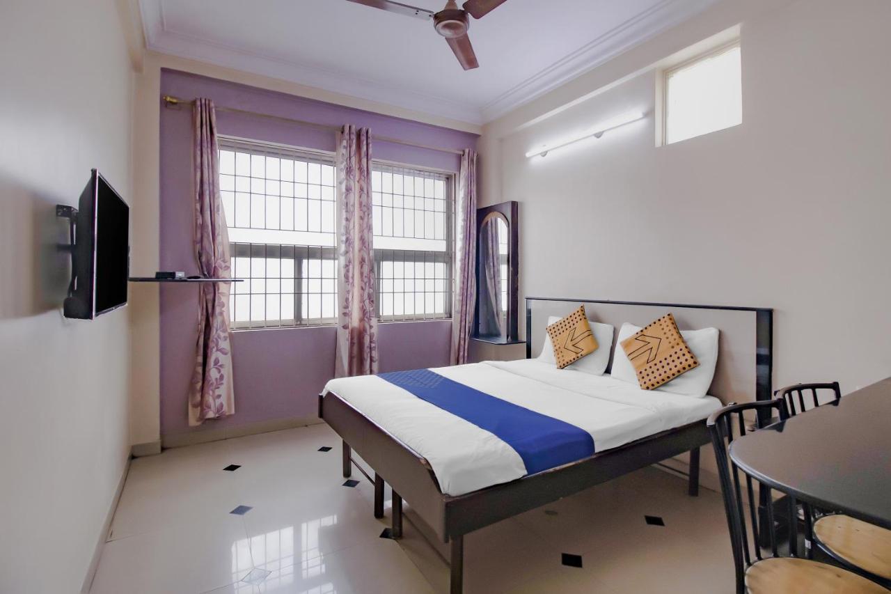 Royal Regency 2*