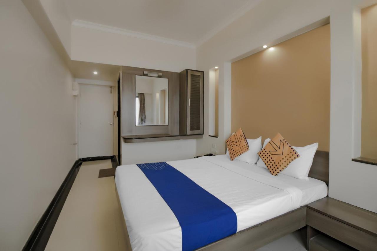 Royal Regency 2*