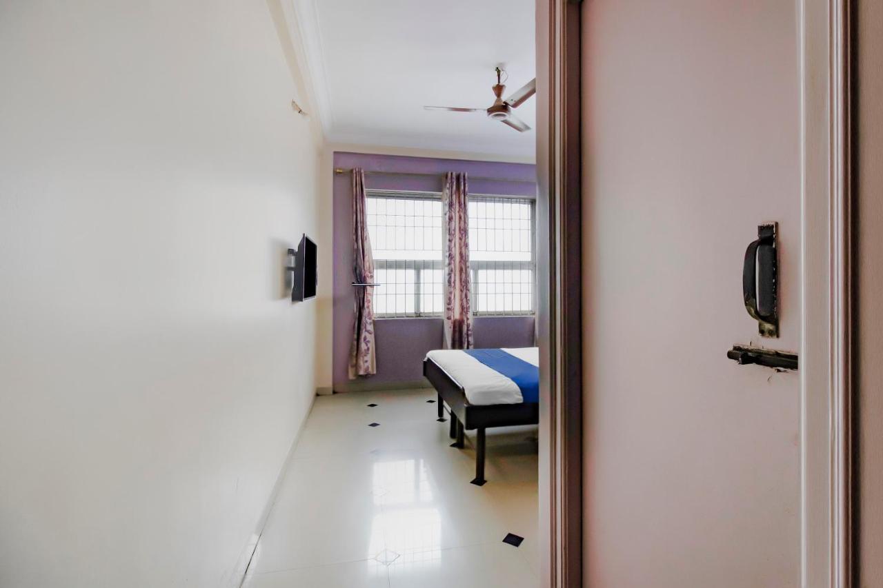Royal Regency 2*