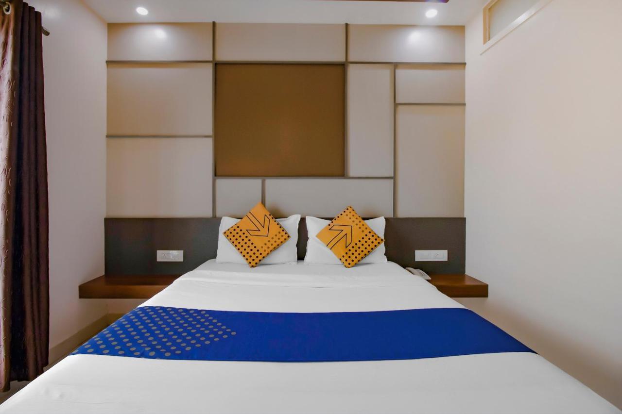Royal Regency 2*