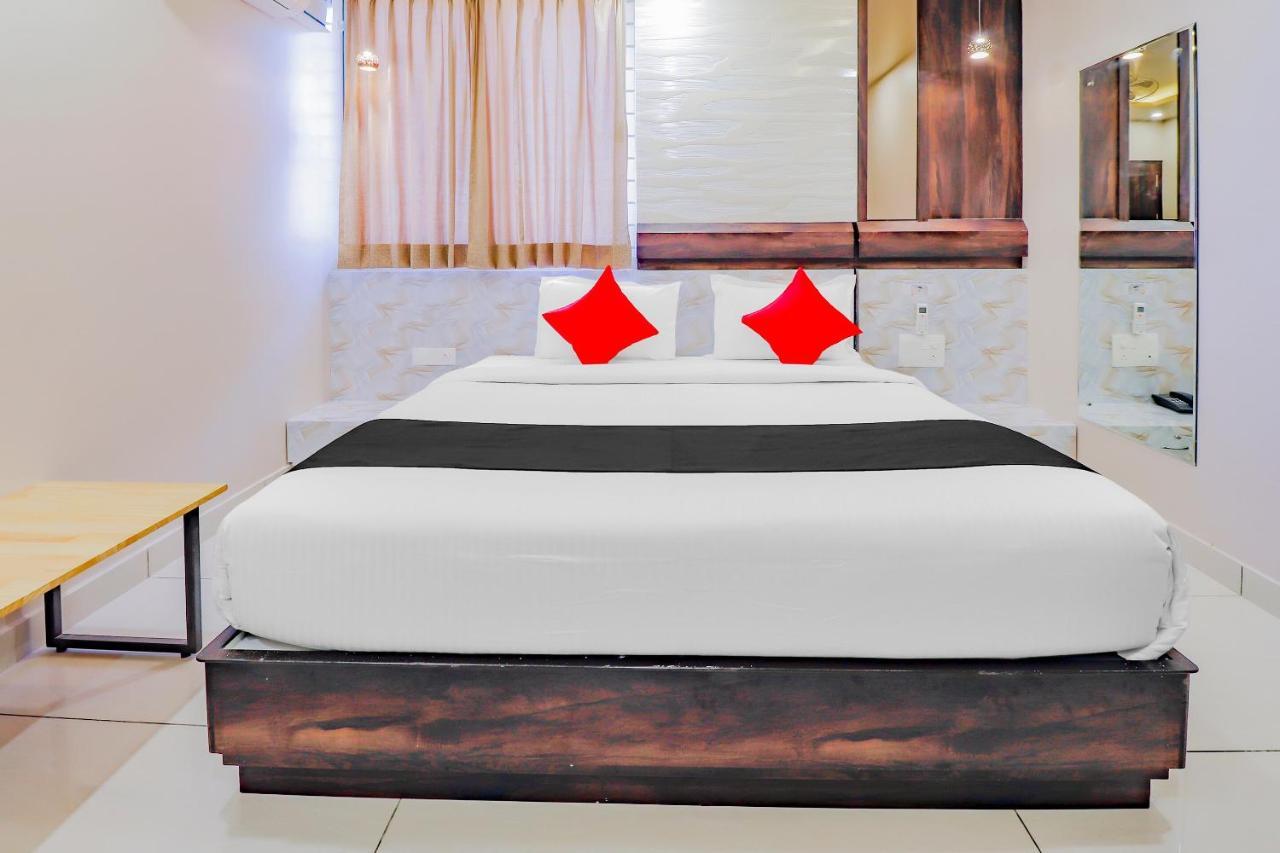 Hotel Capital O 79412 Aishwarya Inn
