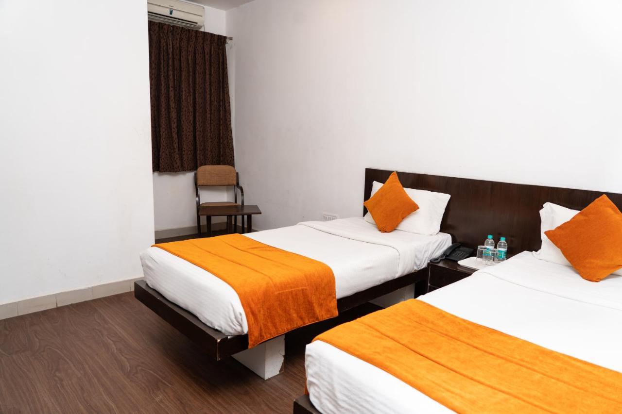 Scarlet Hotel 3*