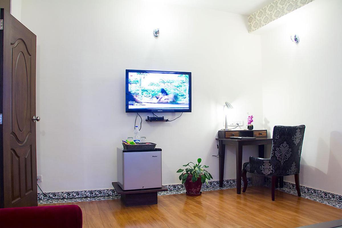 Orchid - A Boutique Off Residency Road Hotel