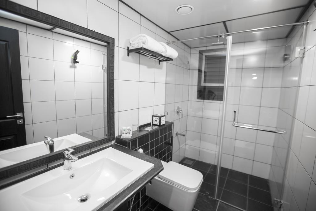 Liwa - The Transit Hotel, Hotel Bangalore
