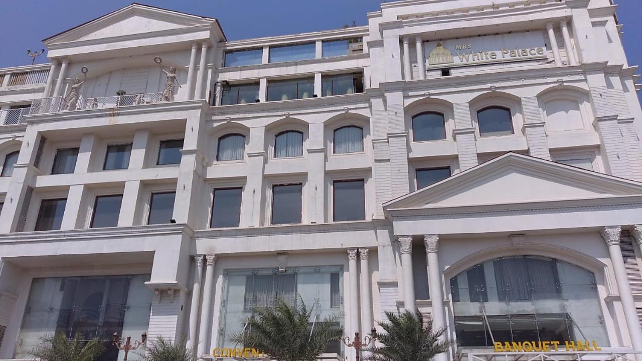 White Palace Hotel 3*