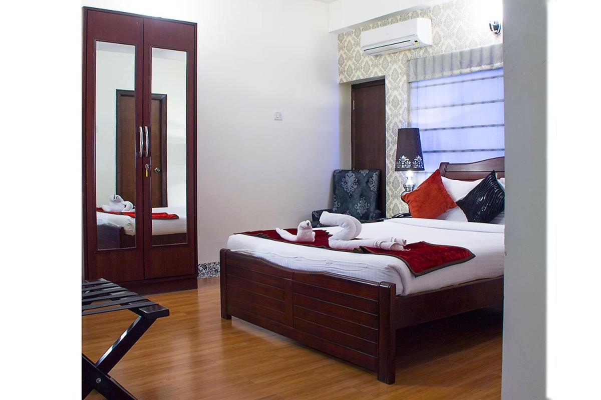 Orchid - A Boutique Off Residency Road 3*