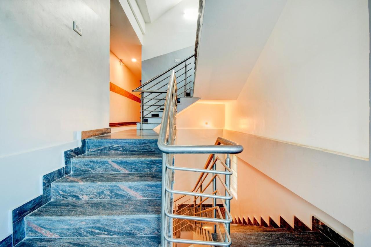 Hotel Capital O 81558 Udupi Gokula 3*