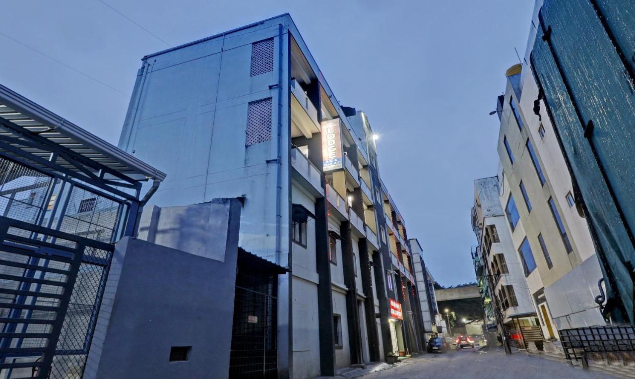 Hotel Guru Comfort, 100 M From Apollo Hospital 3*