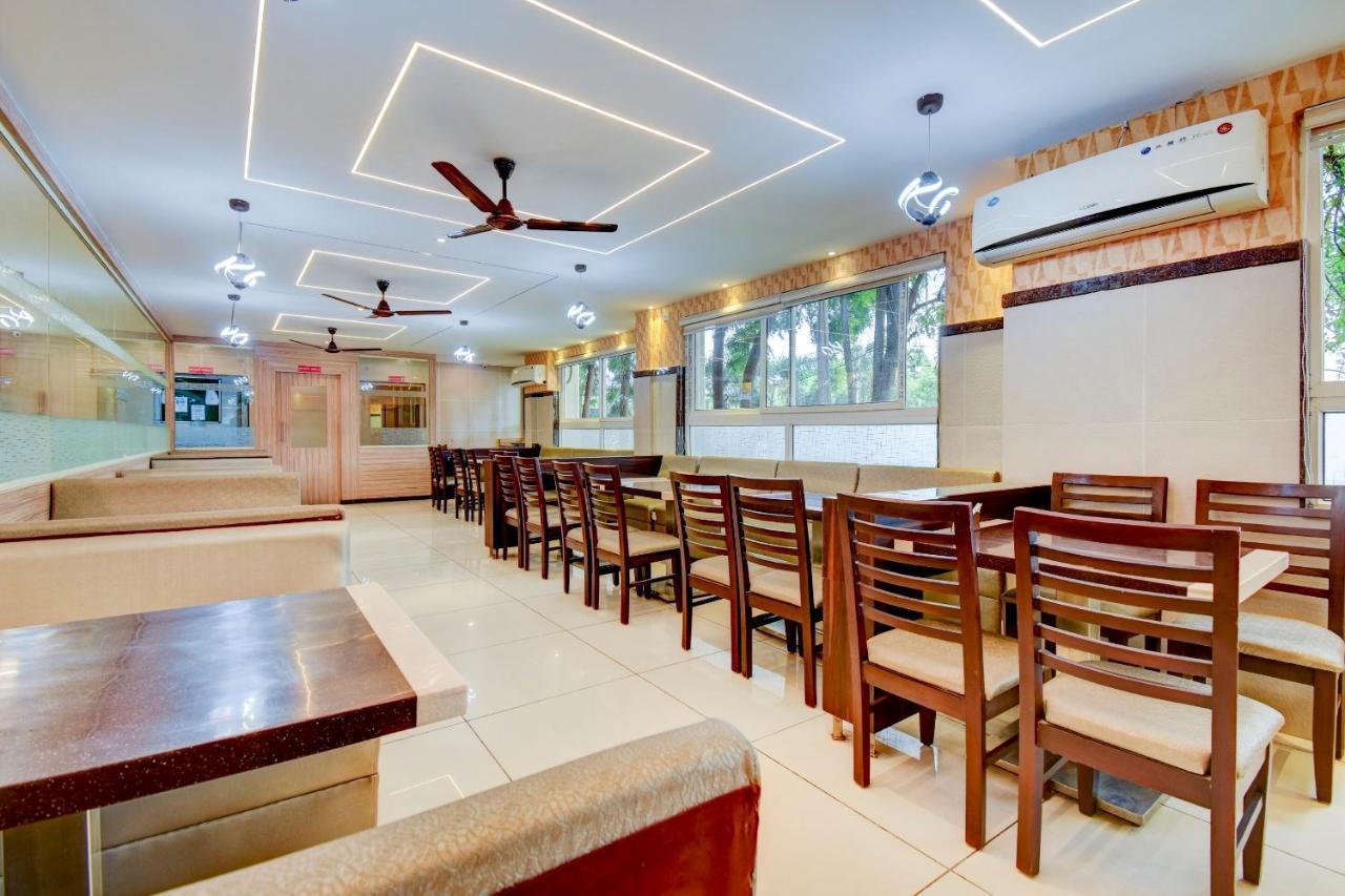 Capital O 81558 Udupi Gokula 3* Bangalore