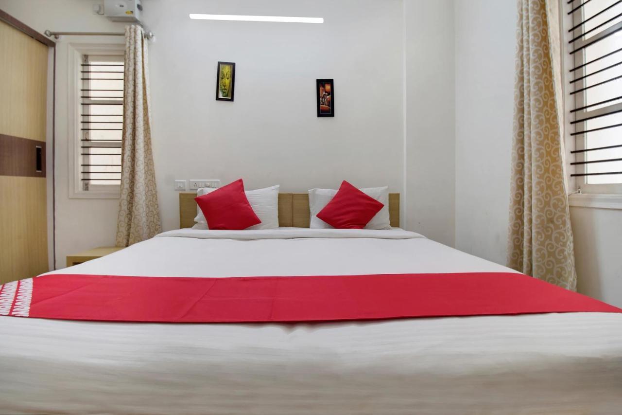 Hotel Oyo 9252 Sln Homes