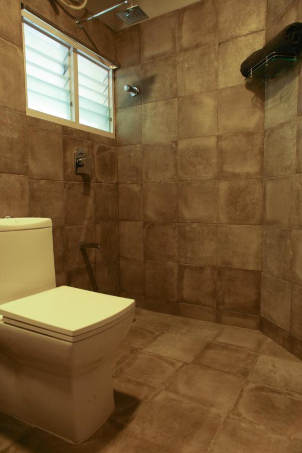 Locul Uptown - Near Palace Grounds * Bangalore