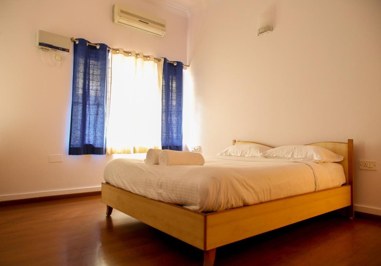 Locul Uptown - Near Palace Grounds Albergue Bangalore