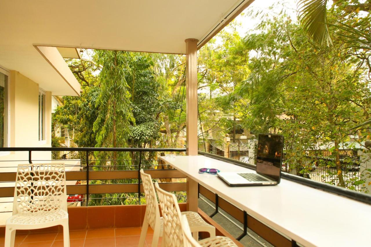 Locul Uptown - Near Palace Grounds *