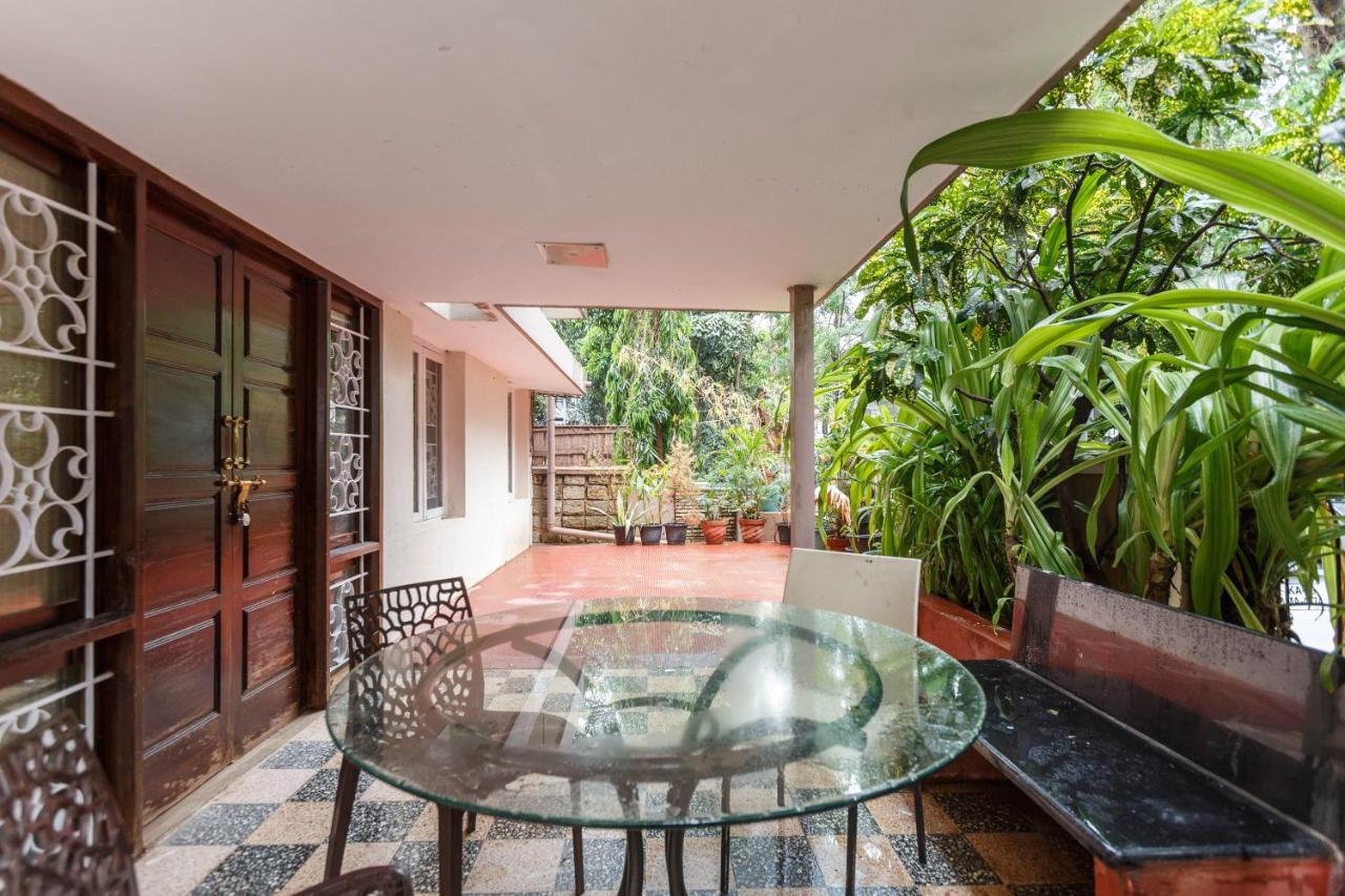 Locul Uptown - Near Palace Grounds Albergue