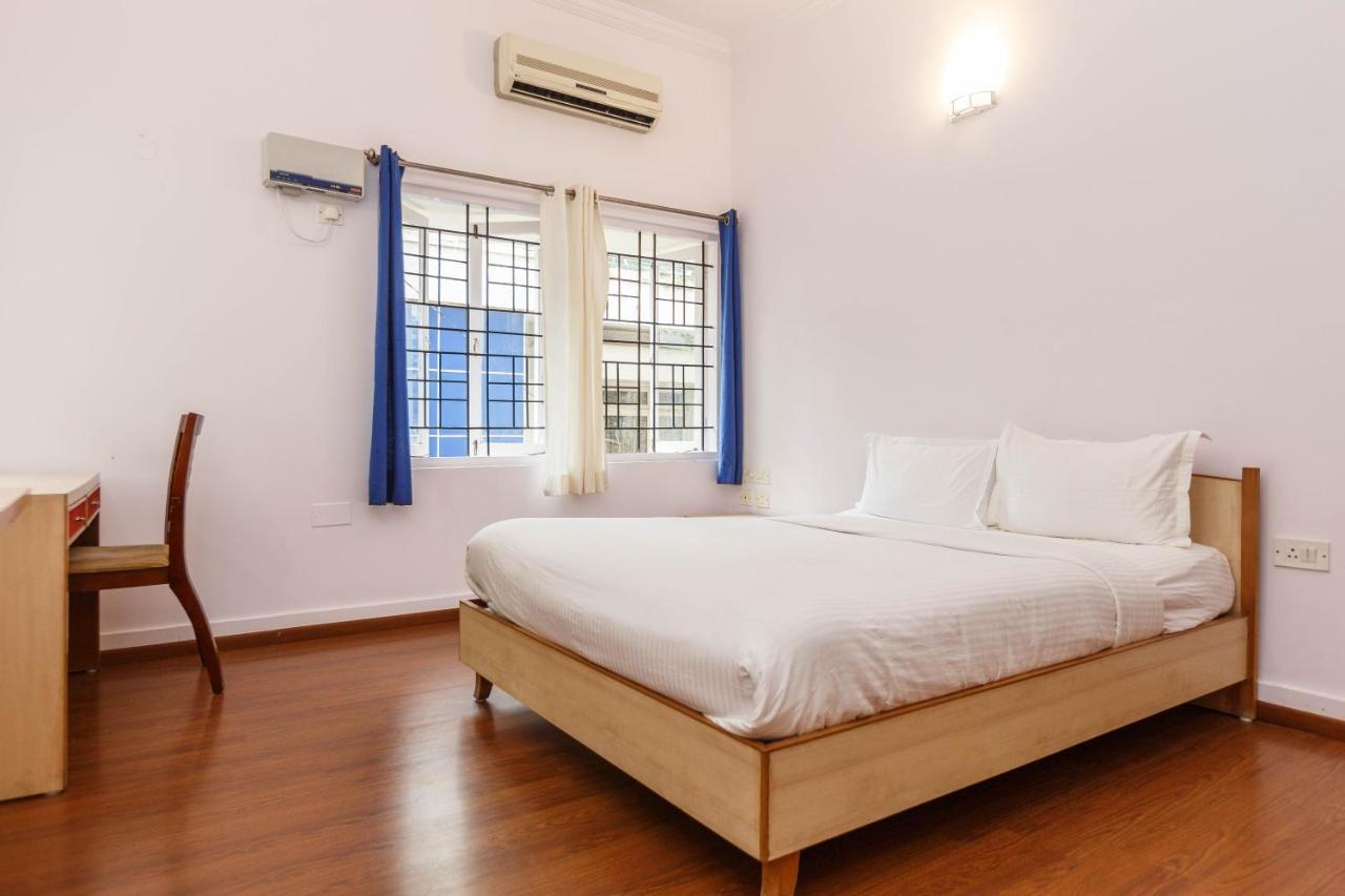 Locul Uptown - Near Palace Grounds Albergue Bangalore