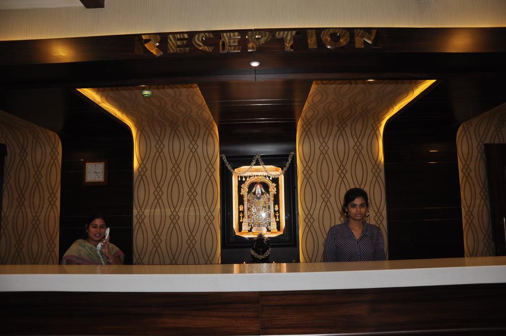 Hotel Kadmaba Guestline Bangalore