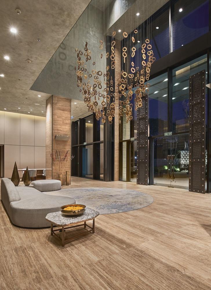 The Den, Hotel Bangalore
