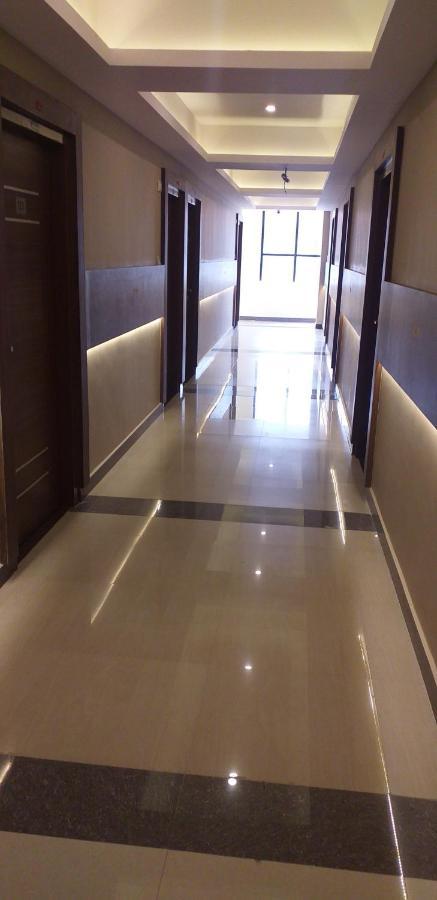 The Nisarga Grand Hotel 3*