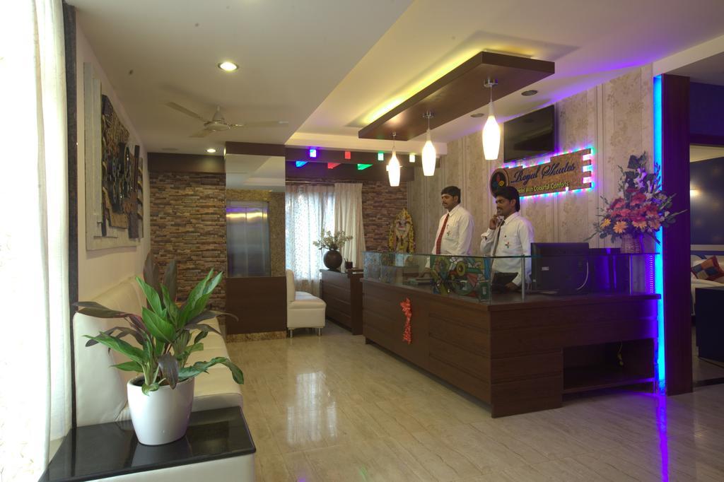 Hotel Royal Shades *
