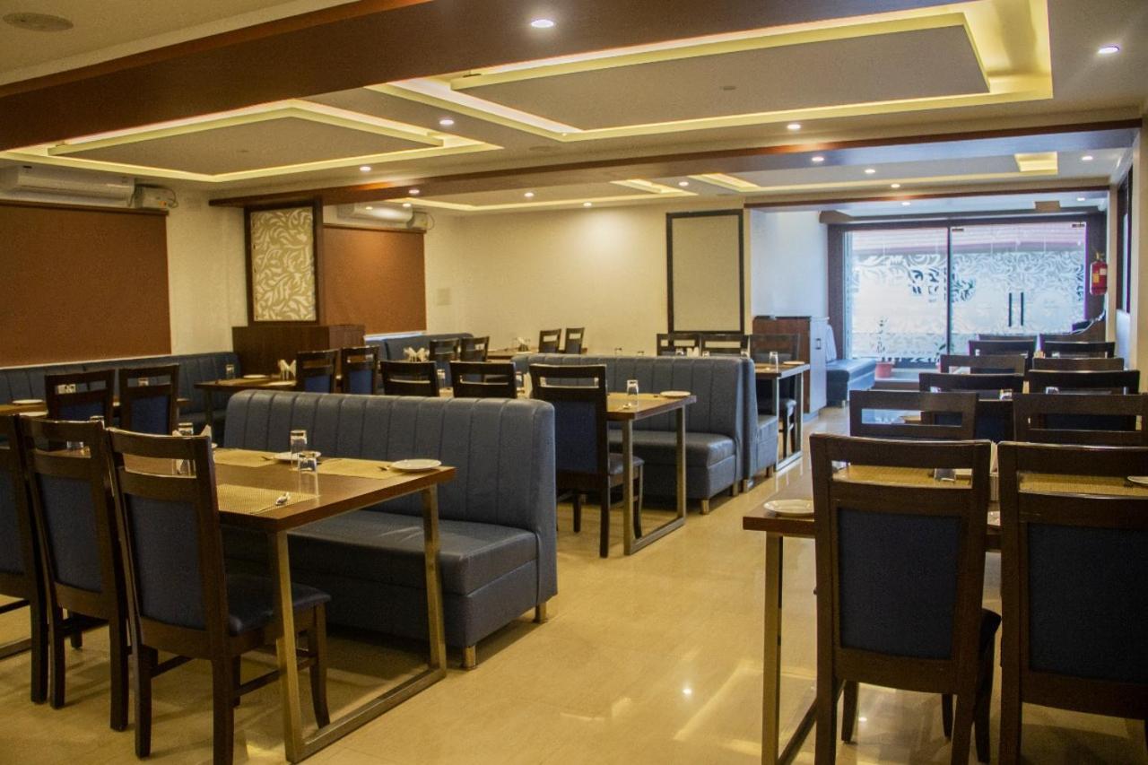 Hotel The Nisarga Grand