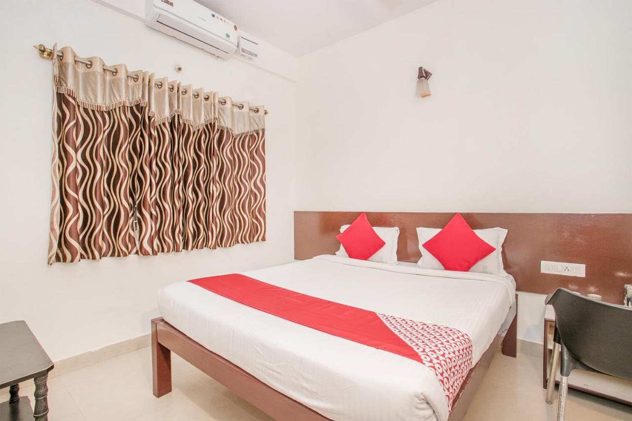 Hotel Oyo 6173 Udupi Park 3*