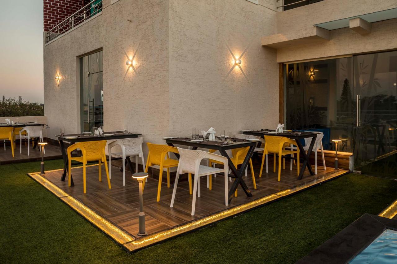 Hotel Urban Jade