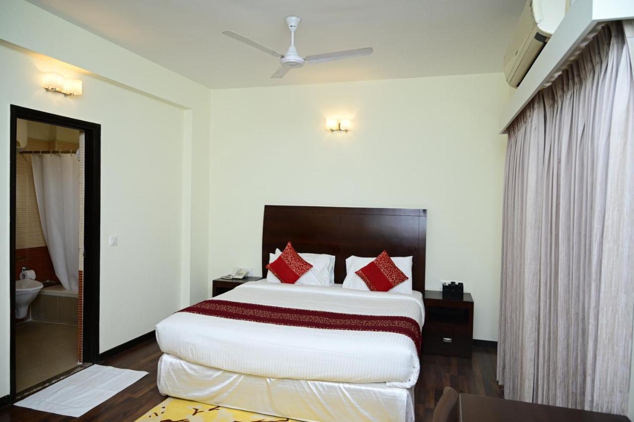 Hotel Sterling Keys By Tgi