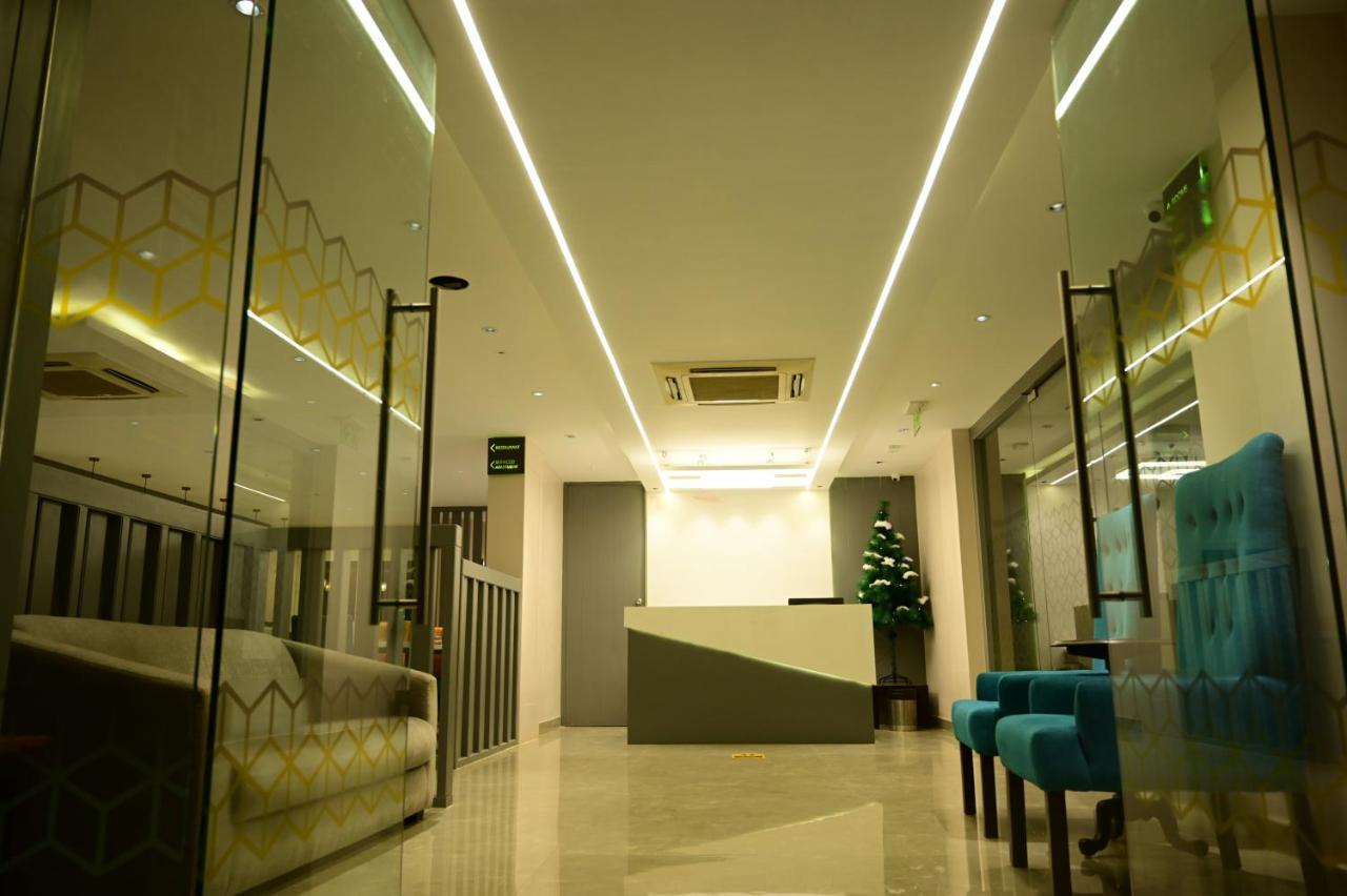 Hotel Sterling Keys By Tgi Bangalore