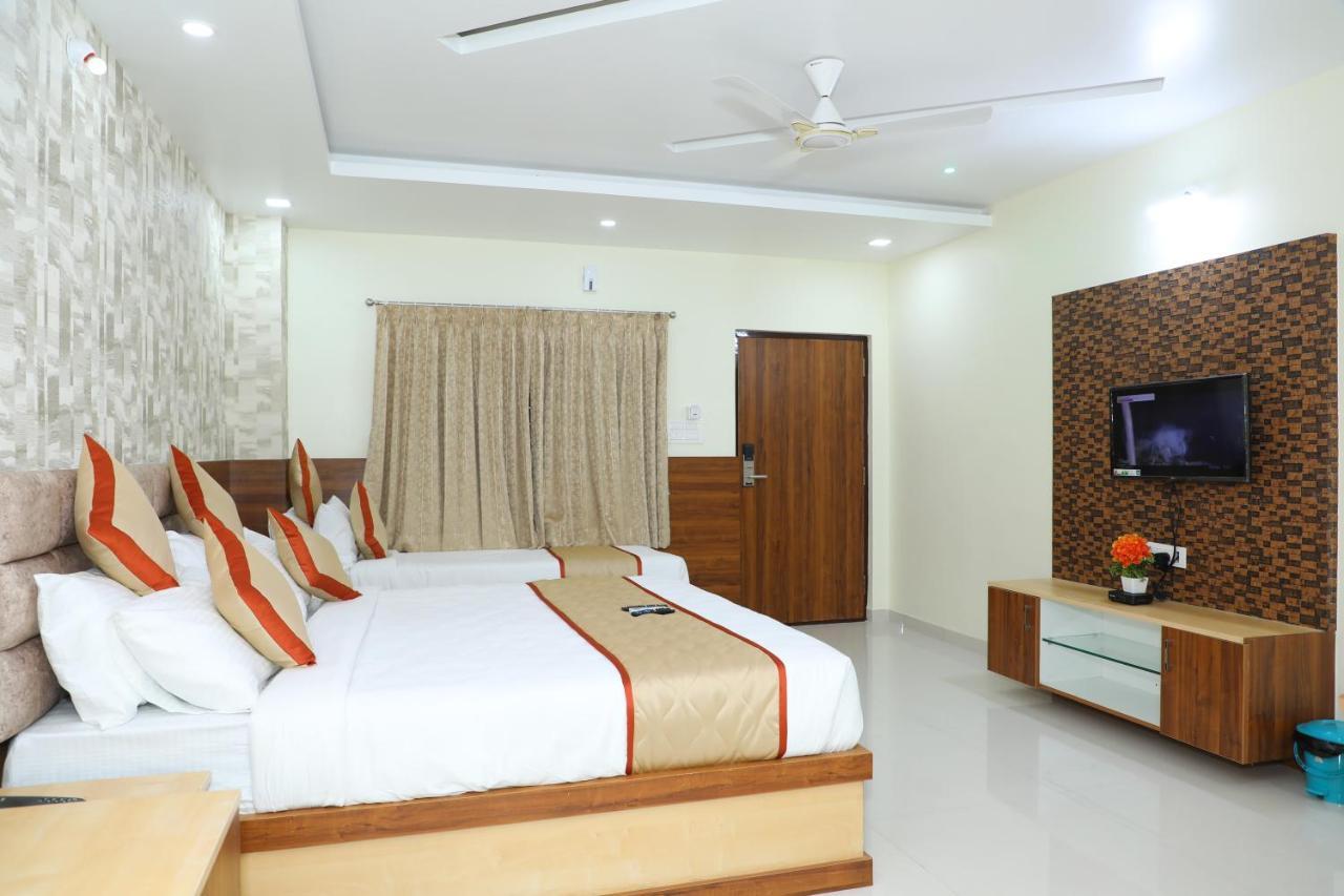 8th Mile Suites 3* Bangalore