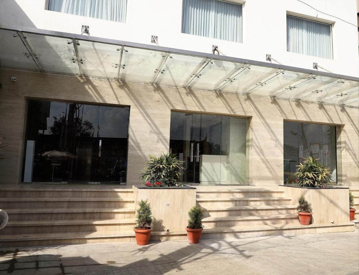 Hotel Yn