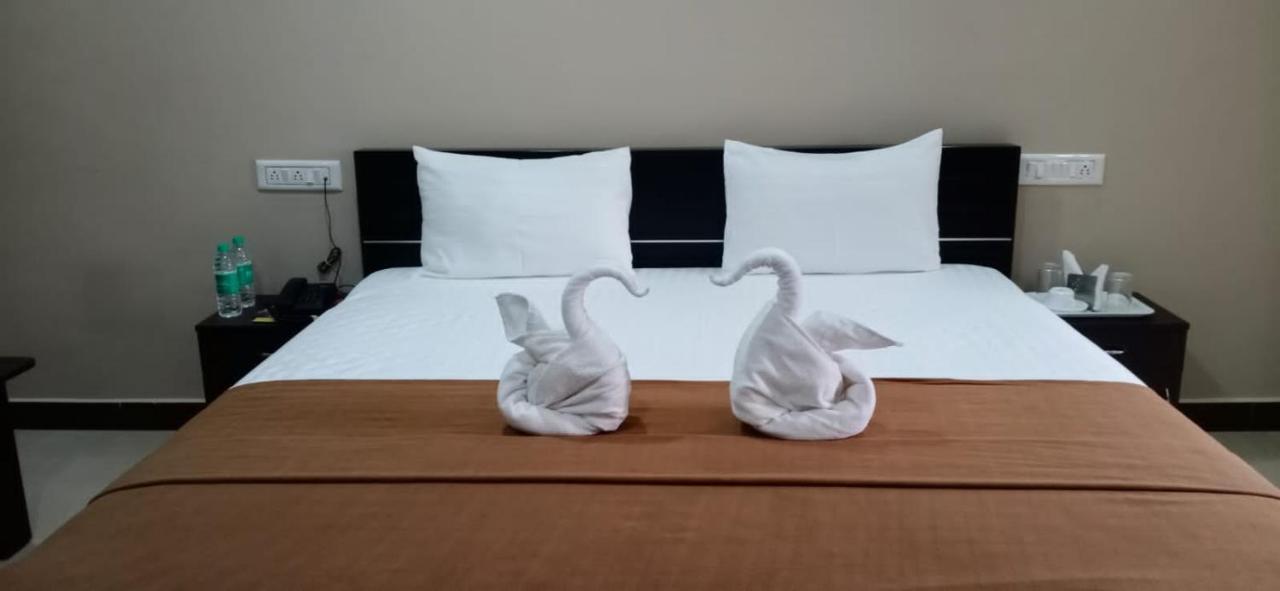 The Nisarga Grand 3* Bangalore