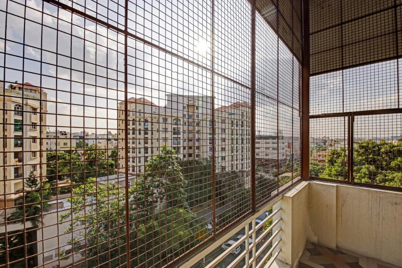 Oyo 84439 S M Comforts Hotel 3*