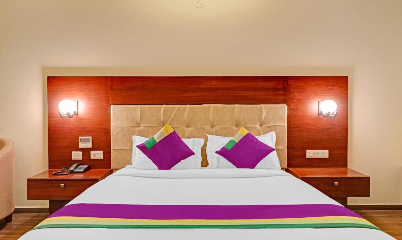 Hotel Treebo Premium Runway Suites, Marathahalli Bangalore
