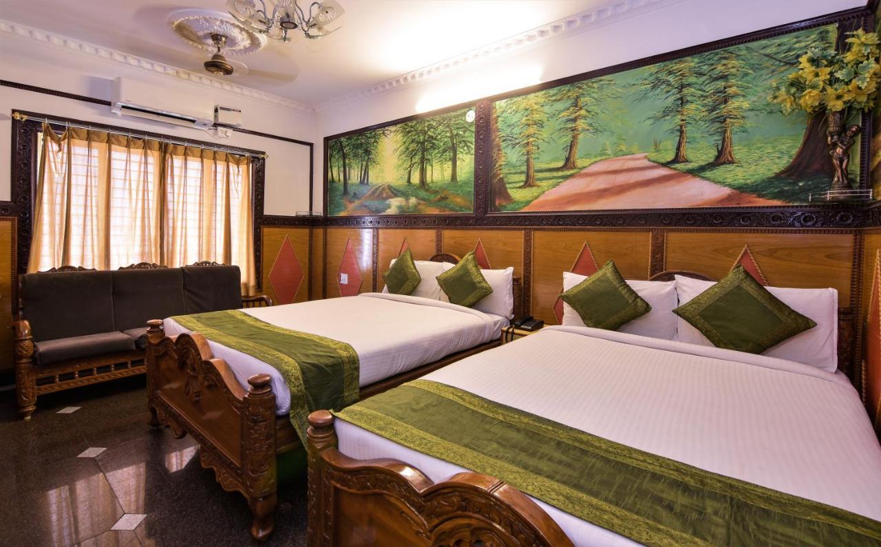 Navanidhi Comforts Hotel