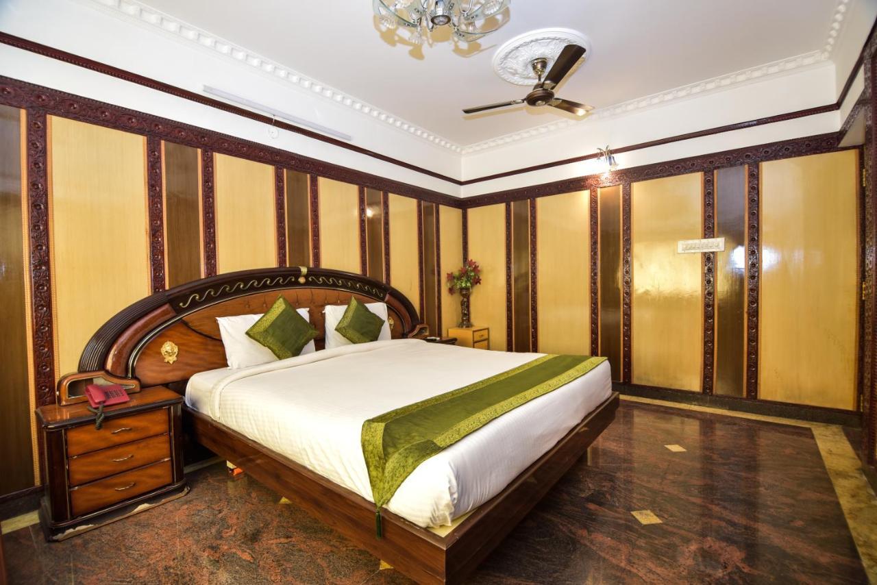 Navanidhi Comforts Hotel Bangalore