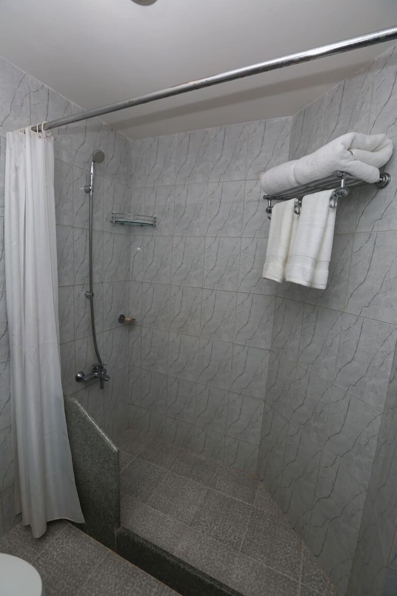 Hotel Highgates Bangalore