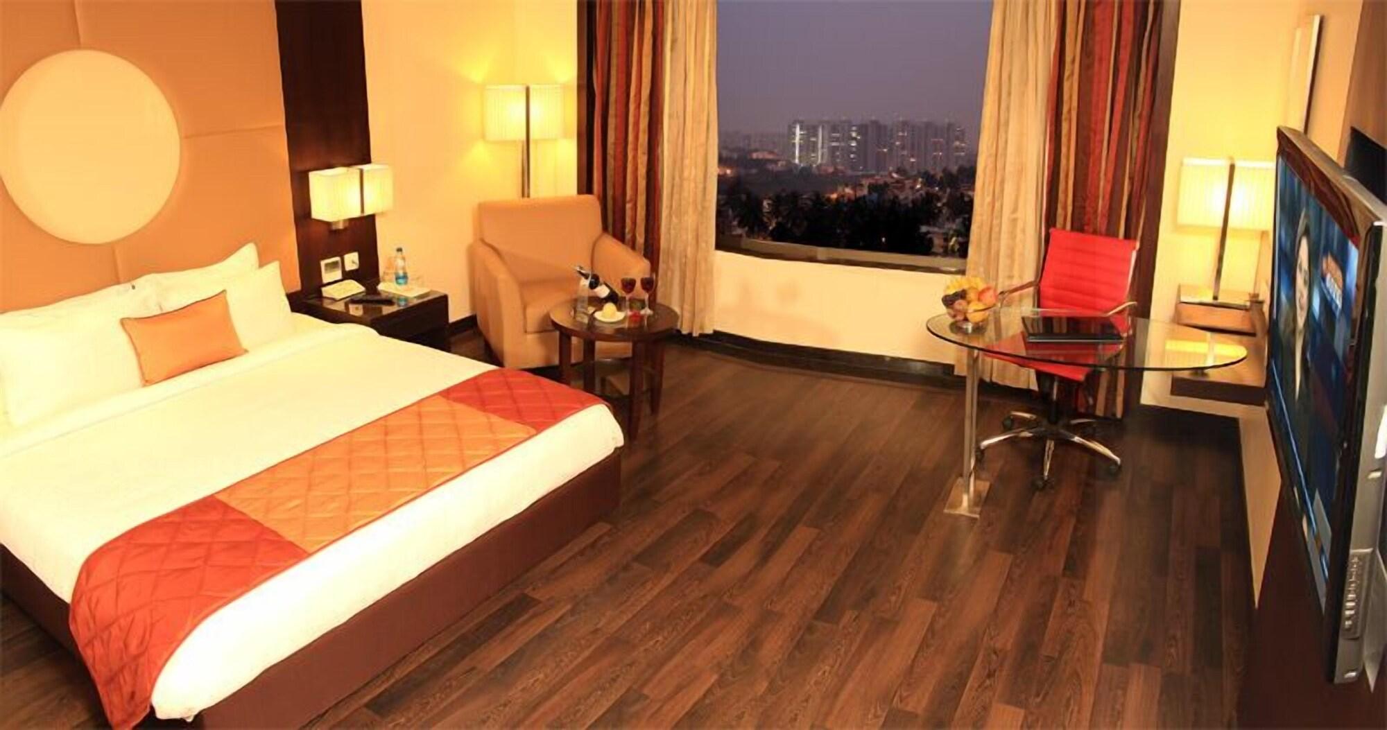 Aurick Hotel 4*